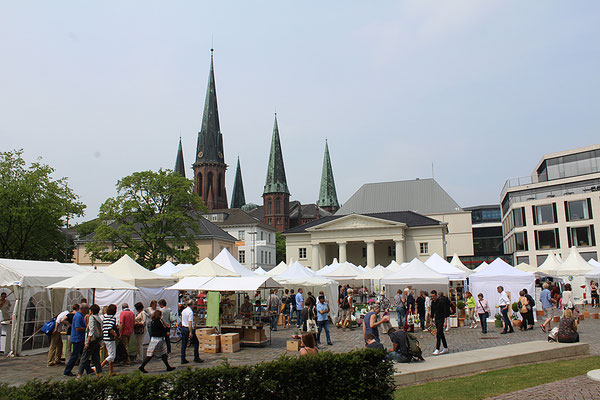Bremervorde Kunsthandwerkermarkt Am Bachmann Museum Schone Heide