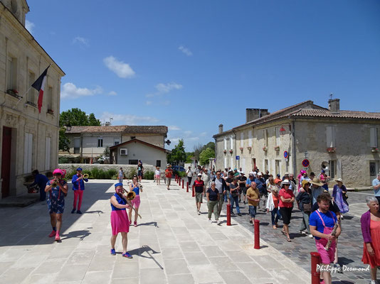 Le Festival Jazz360 2025 accueille Pierres & fils, fanfare fantasque & distinguée. Dimanche 15 juin 2025, Quinsac, Festival Jazz360. © Philippe Desmond