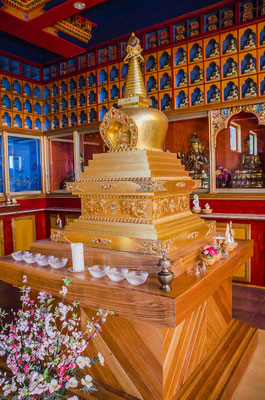Temple bouddhiste monastère du Bost (63)