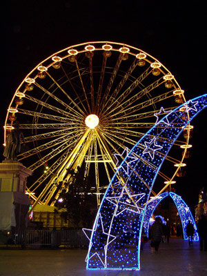 Grande roue place de Jaude Clermont-Ferrand