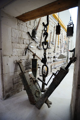 Intérieur du musée à Brauvilliers en Meuse - Lampes à carbure