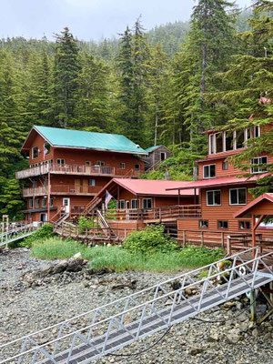 Ein Haus auf Elfin Cove in Alaska