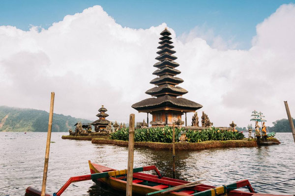 Pura Ulun Danu Bratan, einen berühmten Wassertempel auf Bali