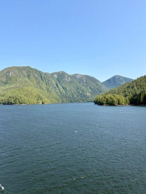 Blick auf die Inside Passage in Alaska