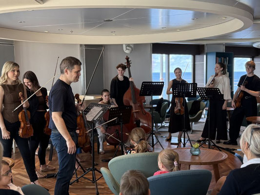 Ein Live Konzert auf der MS EUROPA 2