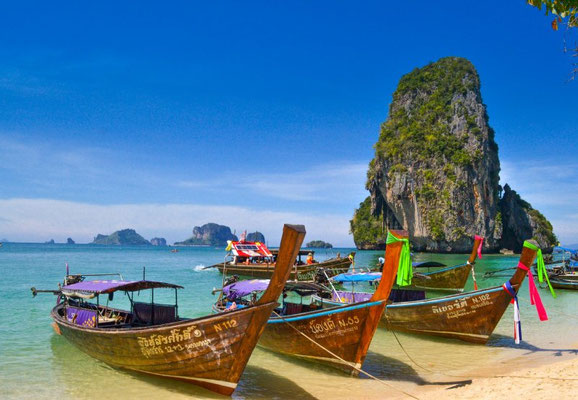3 Fischerboote in Phra Nang Beach, Krabi, Thailand