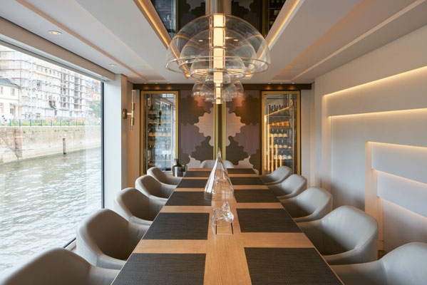 Riverside Luxury Cruises Ravel Vintage Room