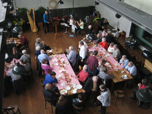 Herbschtstubete 2015 im Schmatz: Full House!