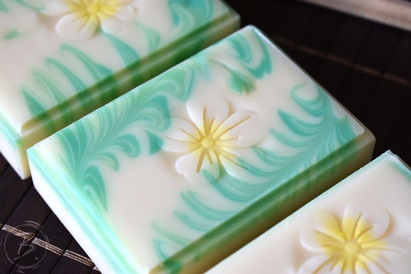 B.nature I Handmade Soap Aloha from Hawaii