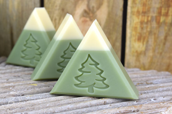 B.nature I Handmade Soap Christmas Tree