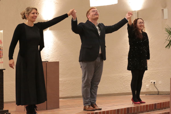 It´s a grand night for singing - Foto Bernhard Unterköfler