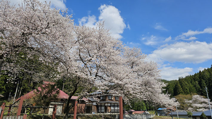 日出谷 護徳寺