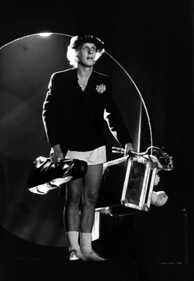 Der niederländische Liedermacher Hermann van Veen bei seinem Auftritt in Dresden 1987. Foto: Marion Klemp