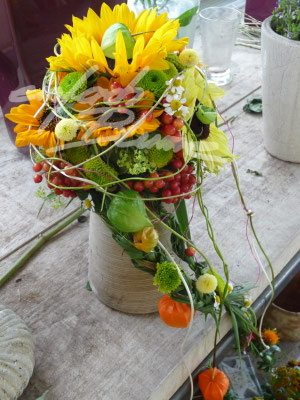 fliessender Brautstrauss Sommer Einfach Blume