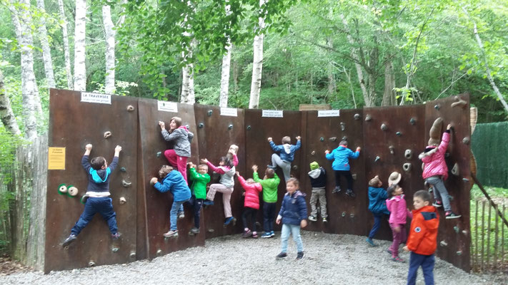 Mur d'escalade.