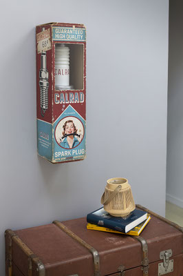 SPARK PLUG CALRAD  Collage papier, techniques mixtes & impression 3D sur support bois. 73 cm x 20 cm x 20 cm. 2025