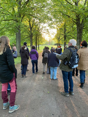 Schlossparkführung auf dem Schwanberg, Bild: Ute Sanzenbacher 