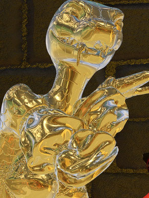 Sui (Golden Snake)