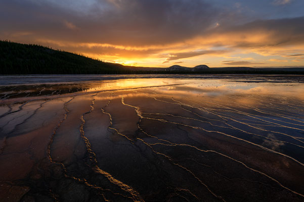 Sonnenuntergang am Grand Prismatic Spring - Yellowstone