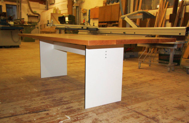 Bau- und Möbelwerkstatt Rainer Freialdenhoven Tische