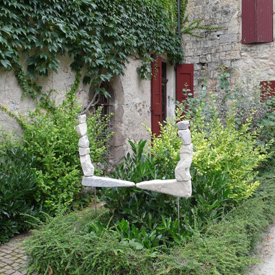 Château Montmaur, cour, exposition, sculpture, Cédric Rouzé, Hautes Alpes