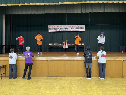 大阪市オープン 左は決勝戦、右は3位決定戦