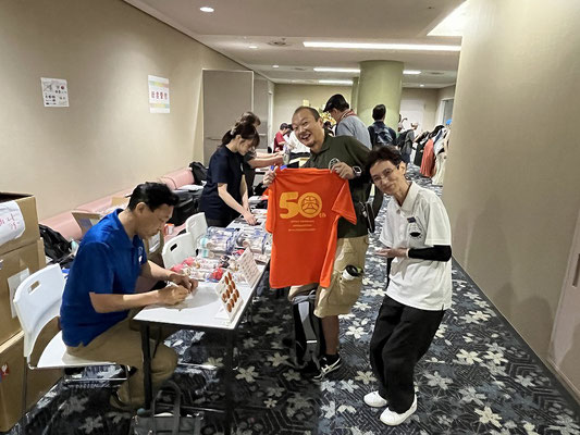 50周年Ｔシャツも販売中