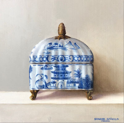 Azul y Blanco, Caja Bellota, Oleo sobre tabla, Medidas 15,5 x 15,5 cm.