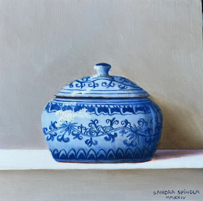 Azul y Blanco, Caja Redonda II, Oleo sobre tabla, Medidas 15,5 x 15,5 cm.