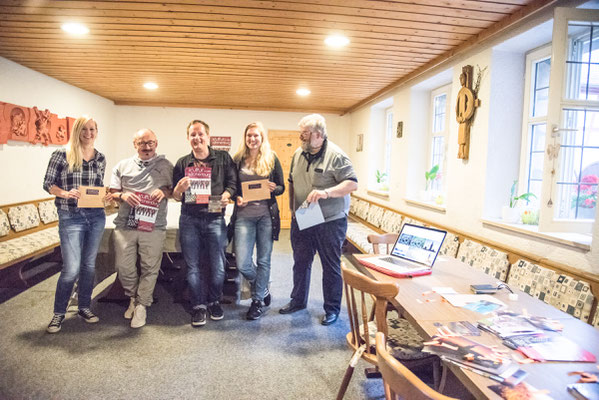 Hannberger Fotopreis 2017: Die Juroren bei der Jurysitzung im Juni in Hannberg