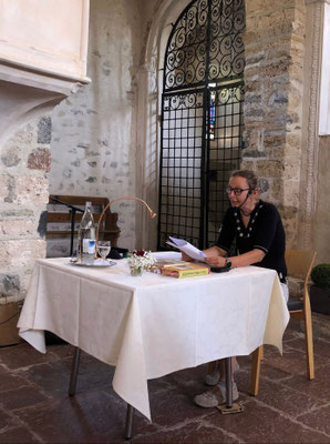 20. August 2023: Schloss Spiez - Lesung zum Thema "Unterwegs" (Bildquelle: B. Egli)