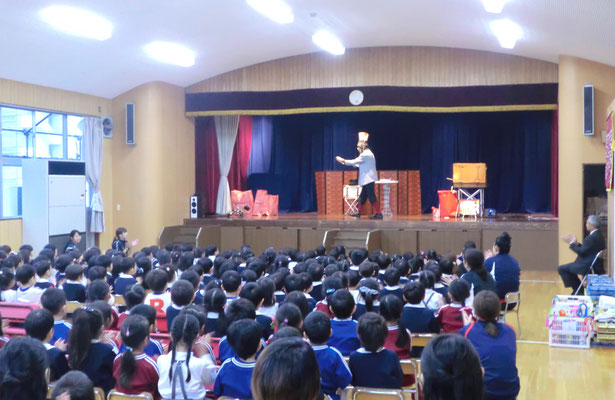 幼稚園イベントで出張パフォーマンス。