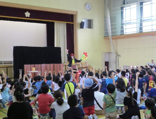 子ども会出張イベント。ピエロパフォーマンス