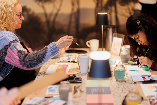 Klang.Farbe.Flow. | Aquarellmalkurs mit Klangmeditation Köln | Susanne Riehl & Sandra Jardin