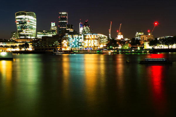 London by night