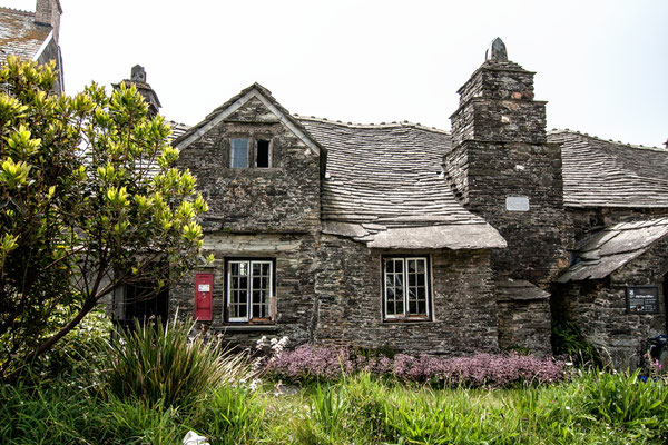 The Post Office with the crooked roof