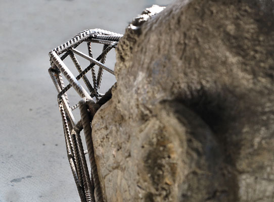 "Animausité" (Vue arrière) Florian Poulin, sculpture métal et béton - 2018