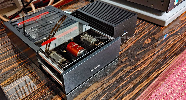 RöNt III daneben Performance