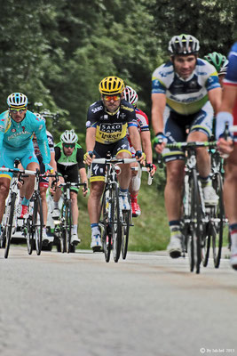 Photos de vélos et de montagnes dans les Alpes. Passage du tour de France cycliste, photo sportive, avant de remonté les 21 virages de l'Alpe d'Huez.