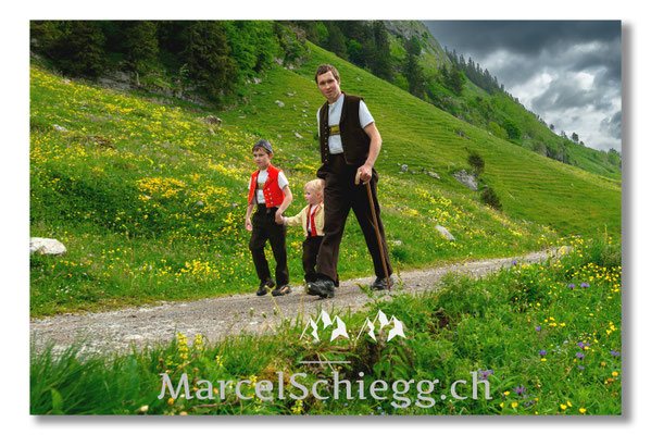 Marcel Schiegg Fotografie, Seealpsee, Tradition, Brauchtum, Alpfahrt, Oeberefahre, Appenzell