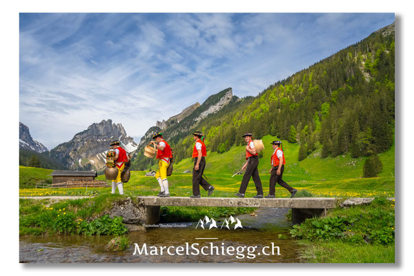 Marcel Schiegg Fotografie, Tradition, Brauchtum, Alpfahrt, Oeberefahre, Appenzell, Alpstein, Sämtis