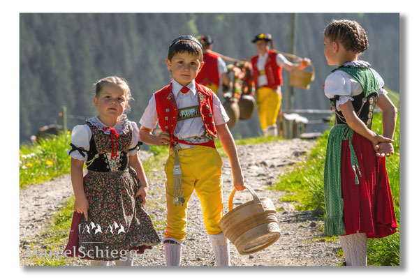 Marcel Schiegg Fotografie, Tradition, Brauchtum, Alpfahrt, Oeberefahre, Appenzell, Appenzellerland, Alpstein, Sämtis