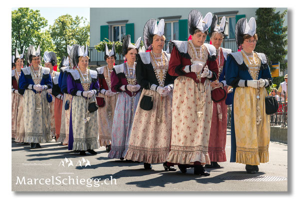 Marcel Schiegg Fotografie, Tradition, Brauchtum, Fronleichnam, Appenzeller Tracht, Appenzell, Appenzellerland