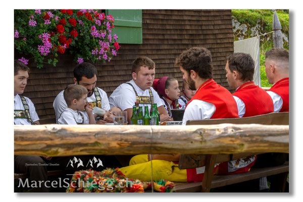 Marcel Schiegg Fotografie, Tradition, Brauchtum, Alpfahrt, Oeberefahre, Appenzell, Appenzellerland, Öberefahre, Alpstein, Alp Soll