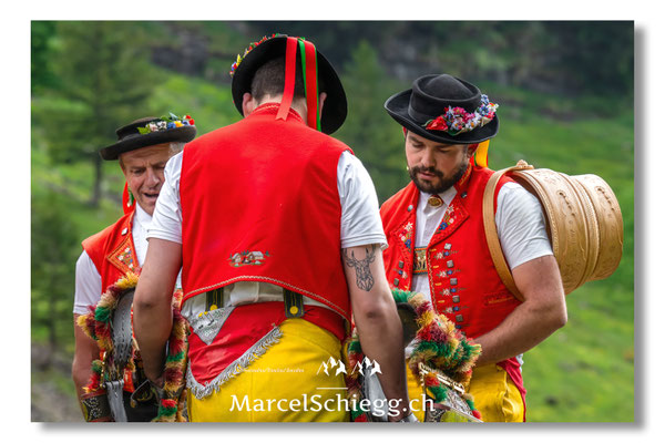 Marcel Schiegg Fotografie, Seealp, Alpstein, Tradition, Brauchtum, Alpfahrt, Oeberefahre, Appenzell