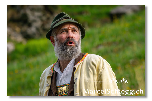 Marcel Schiegg Fotografie, Seealp, Alpstein, Tradition, Brauchtum, Alpfahrt, Oeberefahre, Appenzell, Hans Gmünder