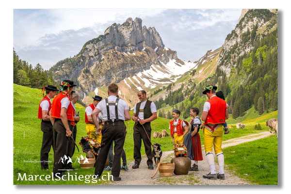 Marcel Schiegg Fotografie, Tradition, Brauchtum, Alpfahrt, Oeberefahre, Appenzell, Alpstein, Sämtis