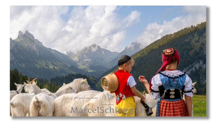 Marcel Schiegg Fotografie, Tradition, Brauchtum, Alpfahrt, Oeberefahre, Appenzell, Appenzellerland, Öberefahre, Alpstein