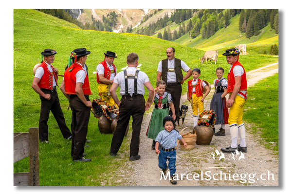 Marcel Schiegg Fotografie, Tradition, Brauchtum, Alpfahrt, Oeberefahre, Appenzell, Alpstein, Sämtis