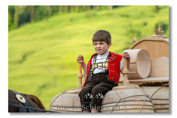 Marcel Schiegg Fotografie, Tradition, Brauchtum, Alpfahrt, Oeberefahre, Appenzell, Appenzellerland, Öberefahre, Lediwagen, Senntum